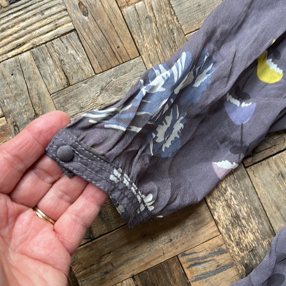 Boden Gray Sheer Floral Blouse - Picture 3 of 12